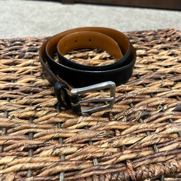 MEN'S WEARHOUSE ITALIAN BLACK GENUINE LEATHER DRESS CASUAL MEN'S BELT 34/85 - Picture 2 of 3